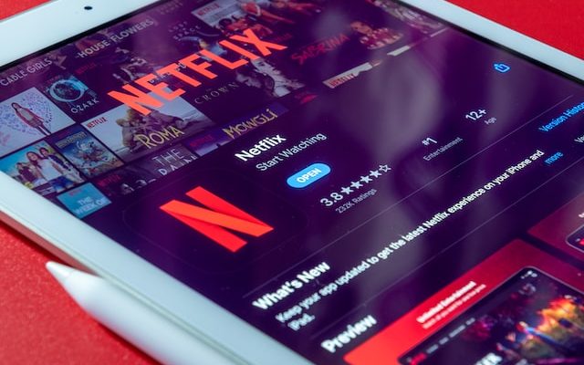 Broke Up? Here is How to Transfer Your Netflix Profile to Another Account UAE